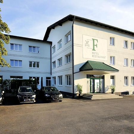 F Hotel Arbeiterquartiere Hörsching Esterno foto